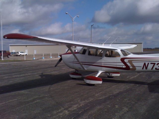 Cessna Skyhawk (N73808)