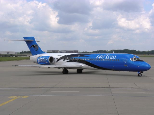 Boeing 717-200 (N949AT)