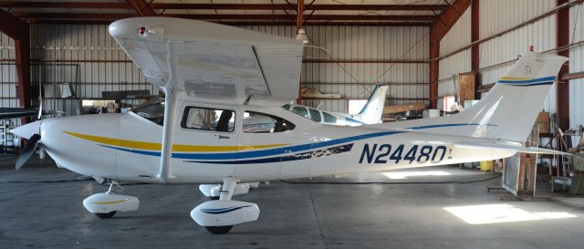 Cessna Skylane (N24480)
