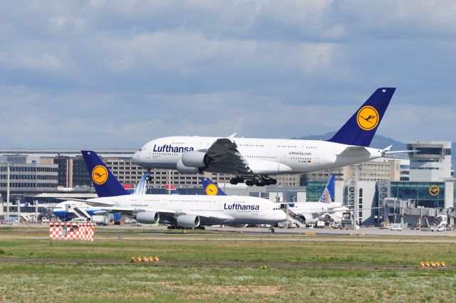 Airbus A380-800 (D-AIMD)