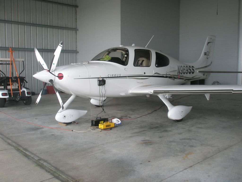 Cirrus SR-22 (N969SS)