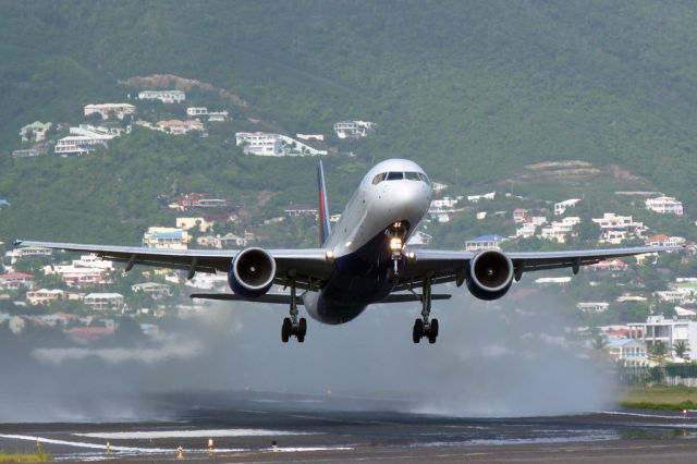 Boeing 757-200 (N644DL)