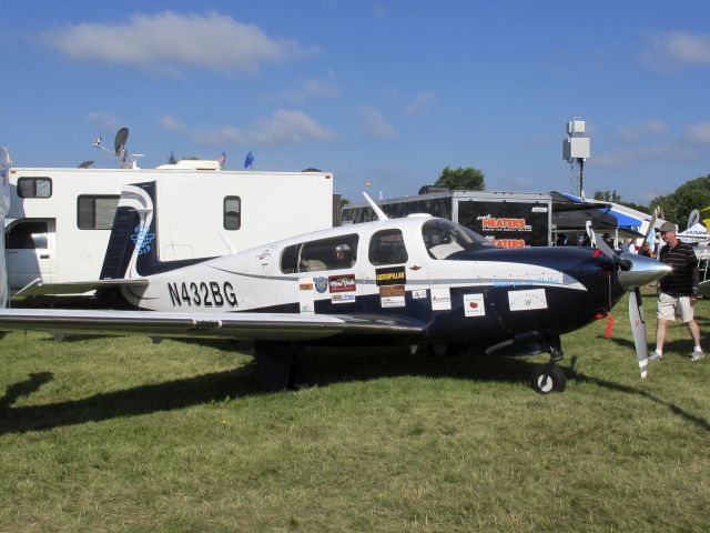 Mooney M-20 (N432BG) - An RTW aircraft. Oshkosh 2013!