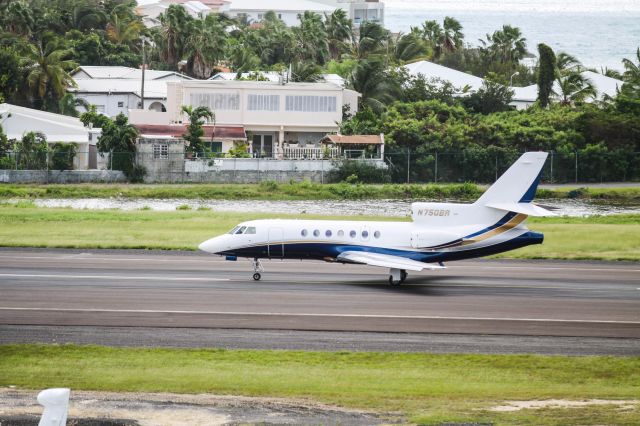 Dassault Falcon 50 (N750BR)