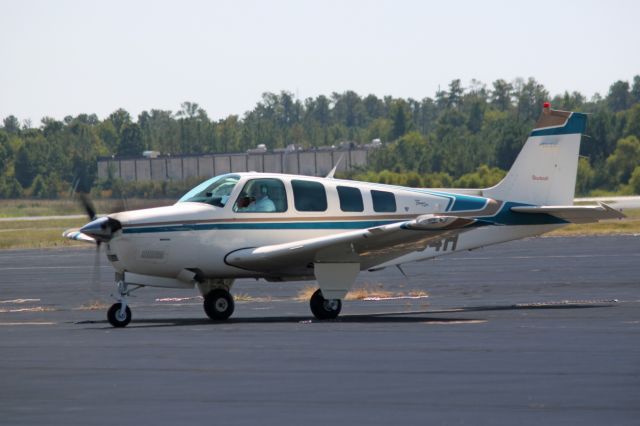 Beechcraft Bonanza (36) (N3204H)