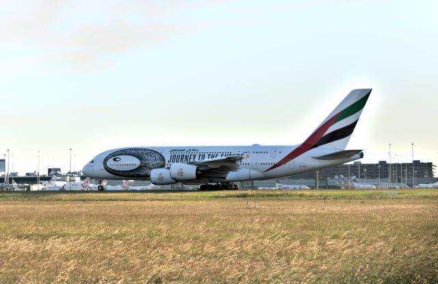 Airbus A380-800 (A6-EOD) - Emirates (Journey to the Future Livery) A388 taking off from YMML runway 34 (2023-01-02 06:55)
