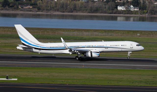 Boeing 757-200 (N801DM) - Boeing 757 that is used to carry the Dallas Mavericks