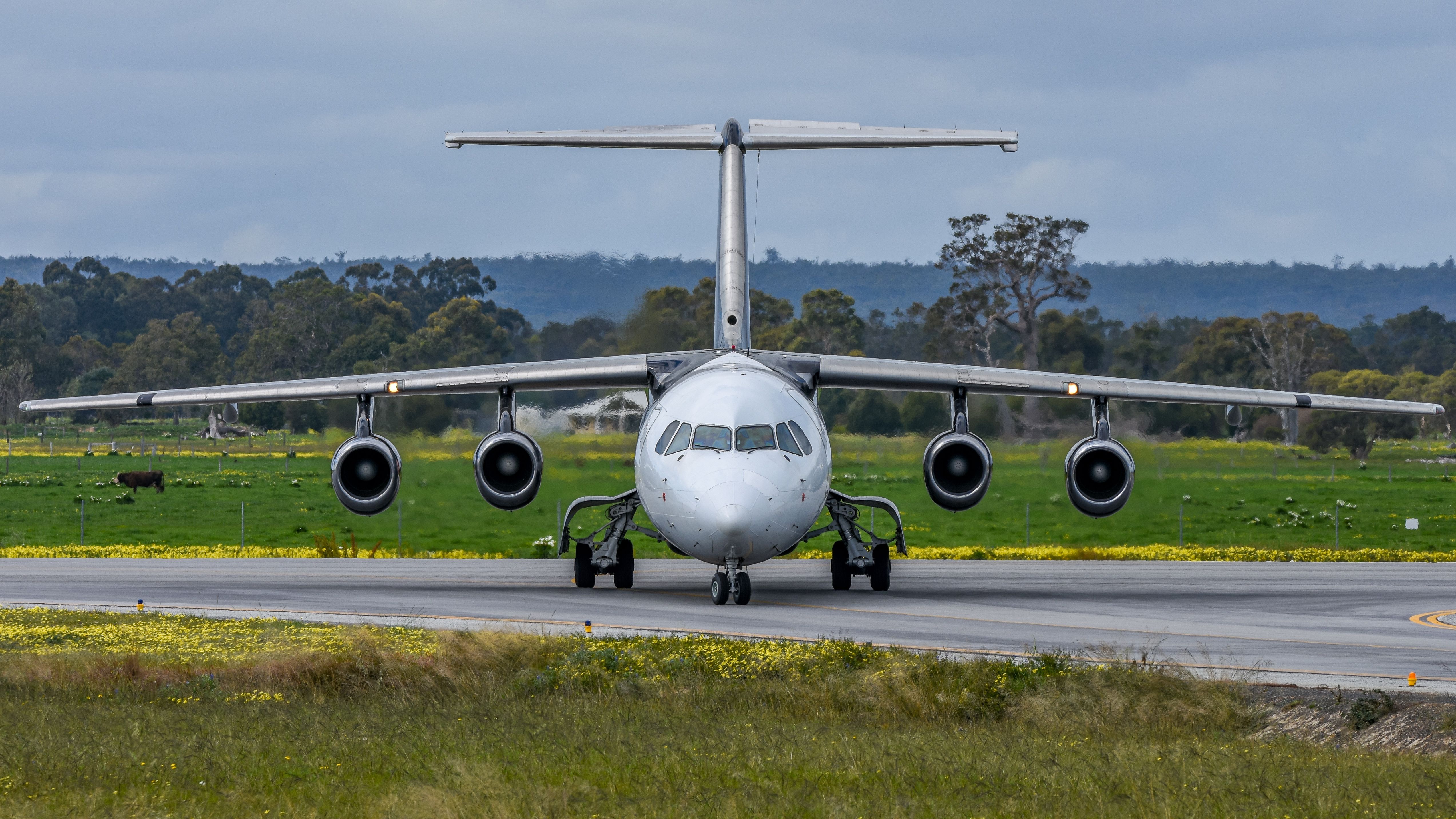 British Aerospace BAe-146-200 (VH-SAZ)