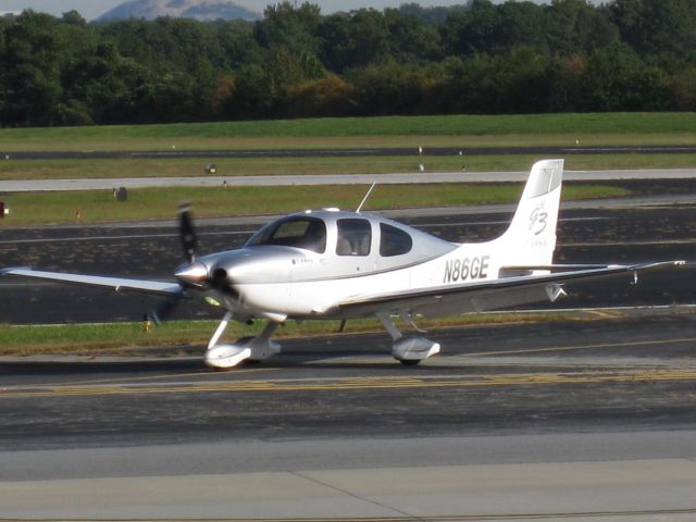 Cirrus SR-22 (N86GE)