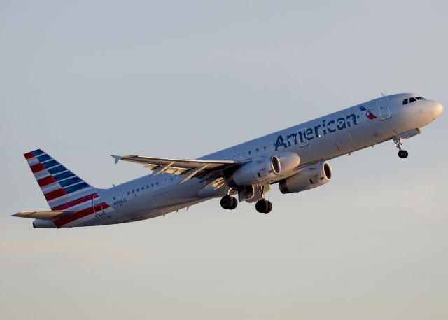 Airbus A321 (N918US)