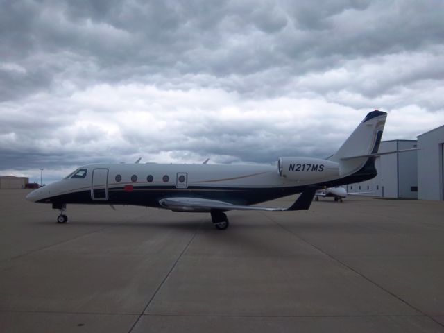 IAI Gulfstream G150 (N217MS)