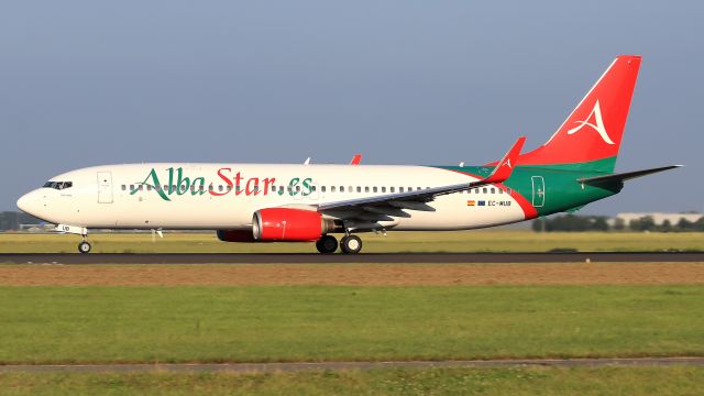 Boeing 737-800 (EC-MUB)