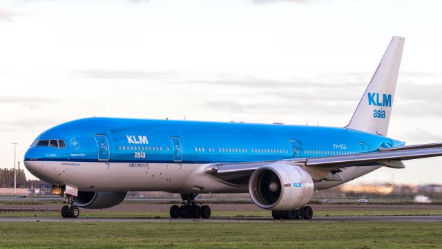 Boeing 777-200 (PH-BQI)