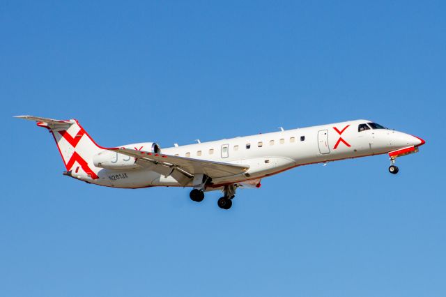 Embraer ERJ-135 (N261JX)