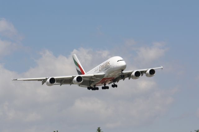 Airbus A380-800 (A6-EDE) - Landing RWY#23 Lester B.Pearson Intl Airport,CYYZ/YYZ