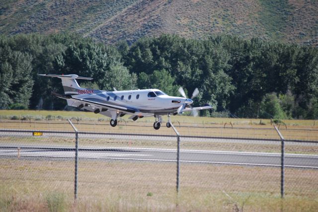 Pilatus PC-12 (N265NX)