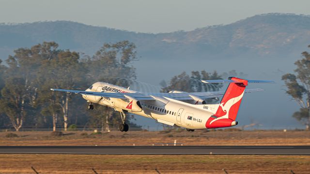 de Havilland Dash 8-400 (VH-LQJ)