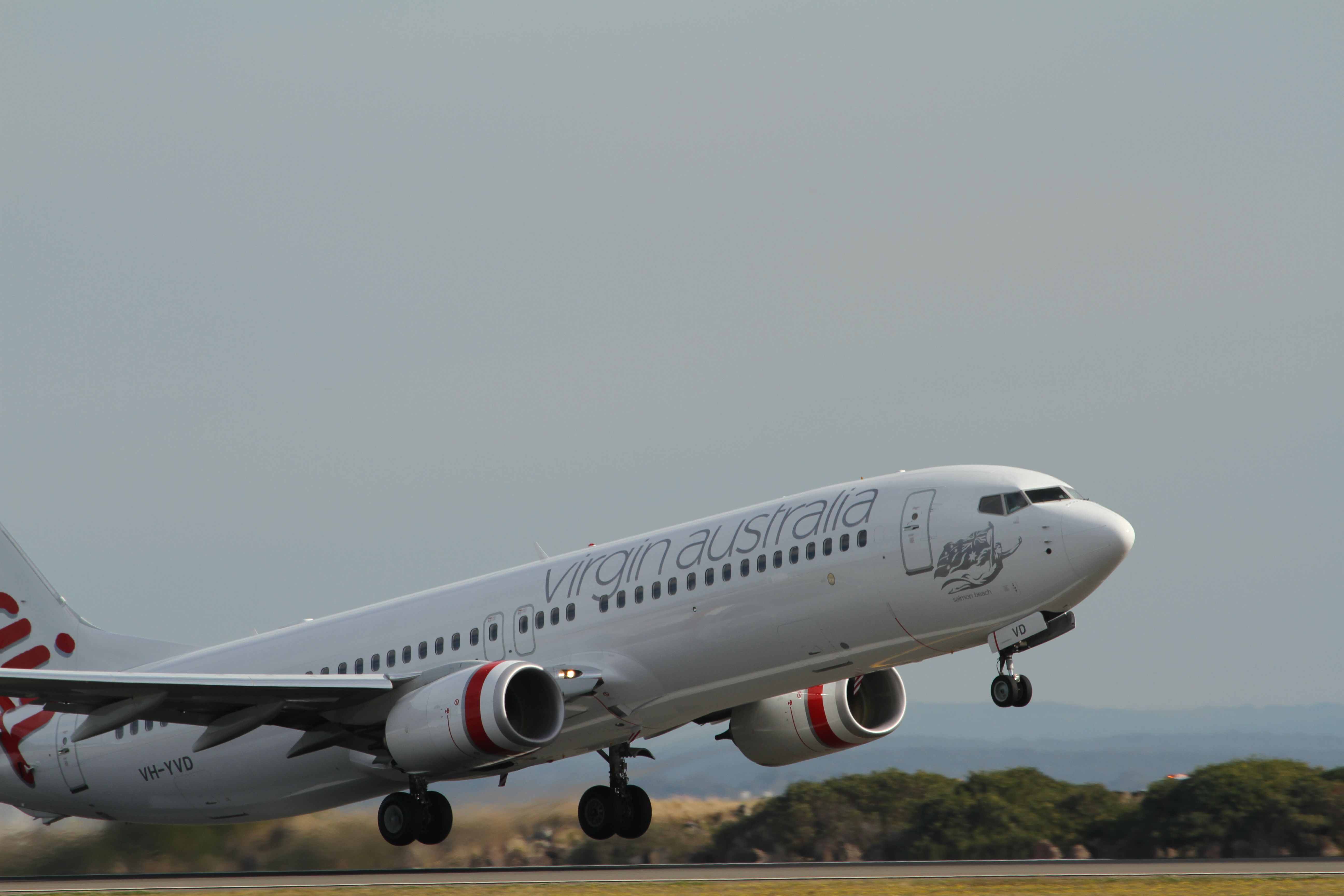 Boeing 737-800 (VH-YVD)