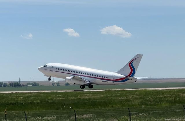 Boeing 737-200 (N467TW)