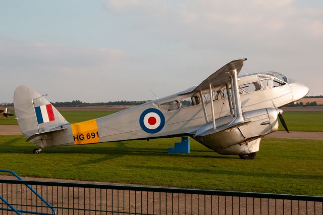 De Havilland Dragon Rapide (HBN691)