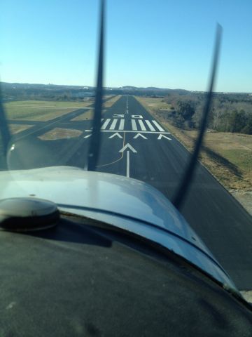 Cessna Skylane (N7432S) - Landing at Branson, Mo.