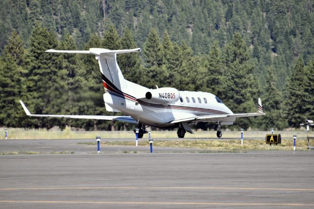 Embraer Phenom 300 (N408QS)