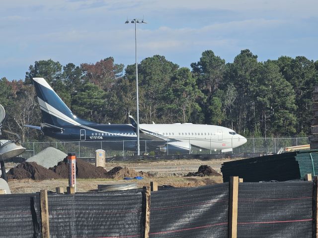 N737CM — - Parked in the Cargo area of KSAV.