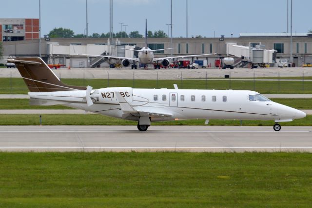 Learjet 45 (N272BC)