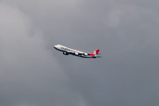 BOEING 747-8 —