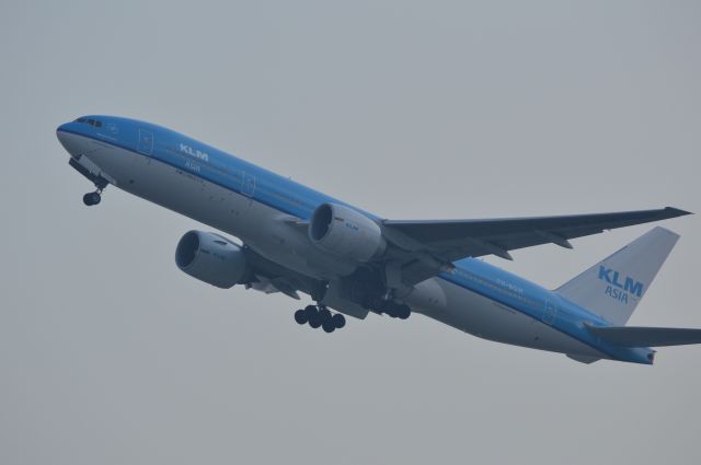 Boeing 777-200 (PH-BQM)