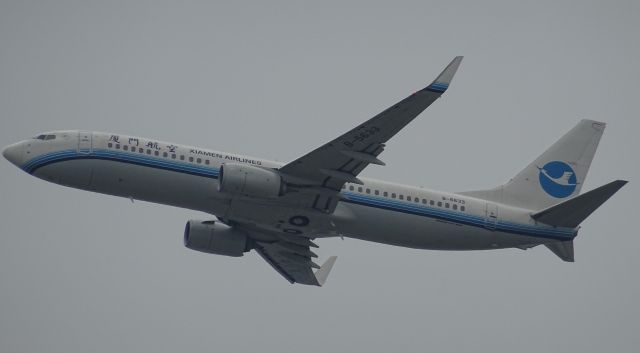 Boeing 737-800 (B-5633)