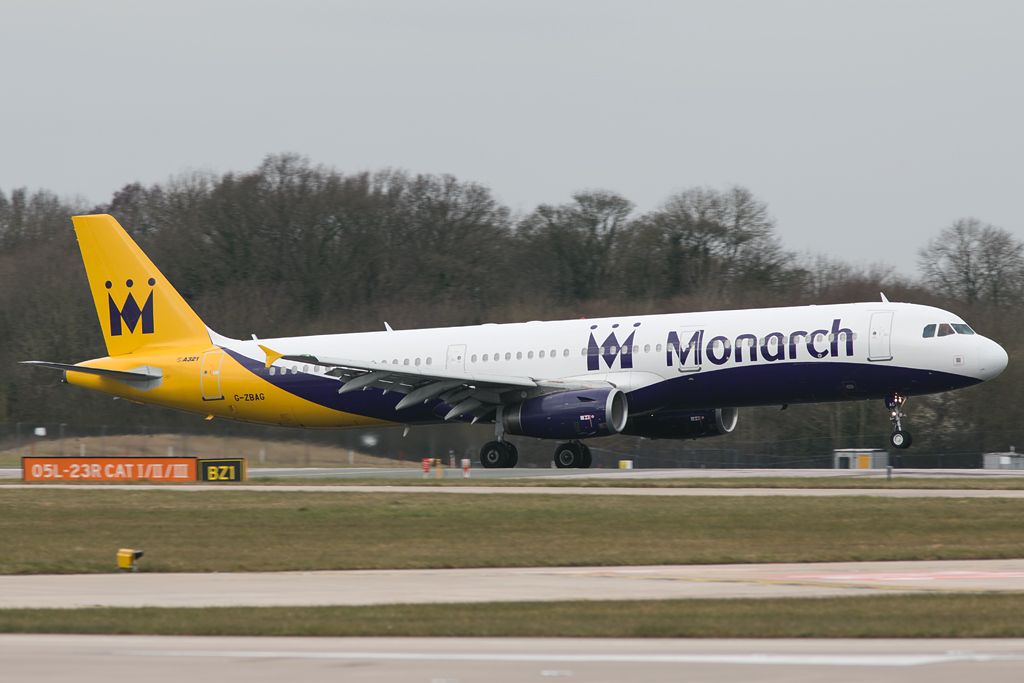 Airbus A321 (G-ZBAG) - MON1367 arriving from Grenoble