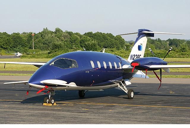 Piaggio P.180 Avanti (N23RF)