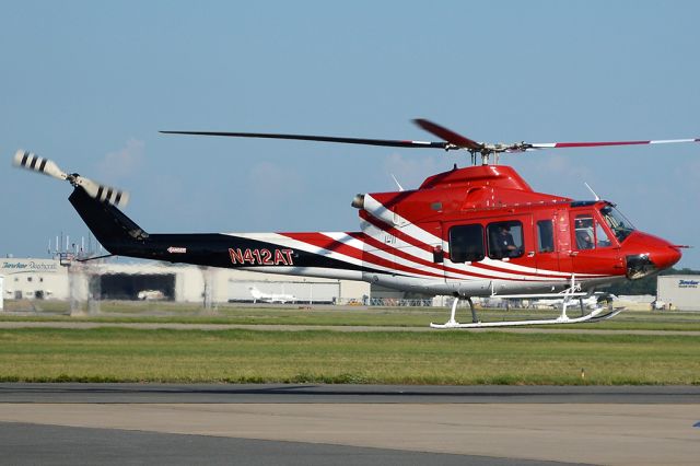 Bell 412 (N412AT)