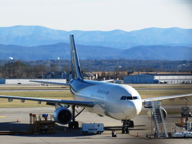 Airbus A300F4-600 (N169UP)