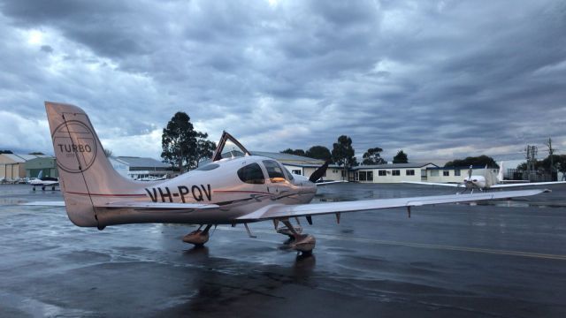 Cirrus SR-22 (VH-PQV) - Imposing morning departure