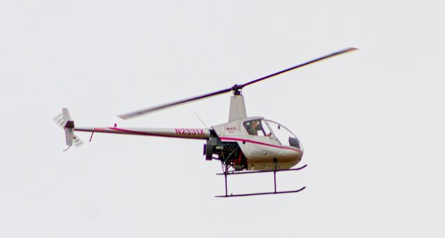 Robinson R-22 (N2331X)
