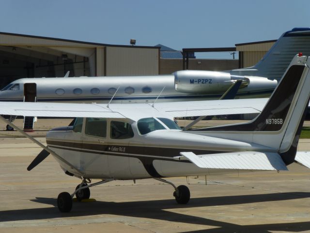 Cessna Skyhawk (N9785B)