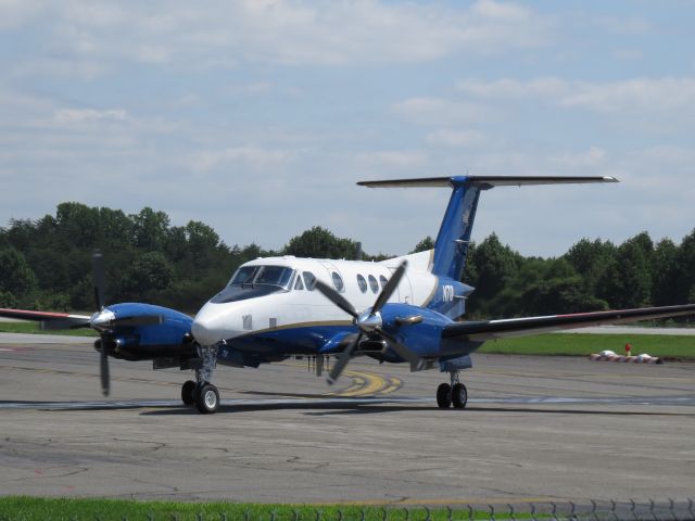 Beechcraft Super King Air 300 (N70)