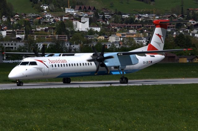 de Havilland Dash 8-400 (OE-LGB)