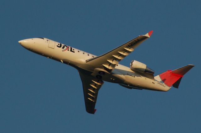 Canadair Regional Jet CRJ-200 (JA203J) - 2012-06-27