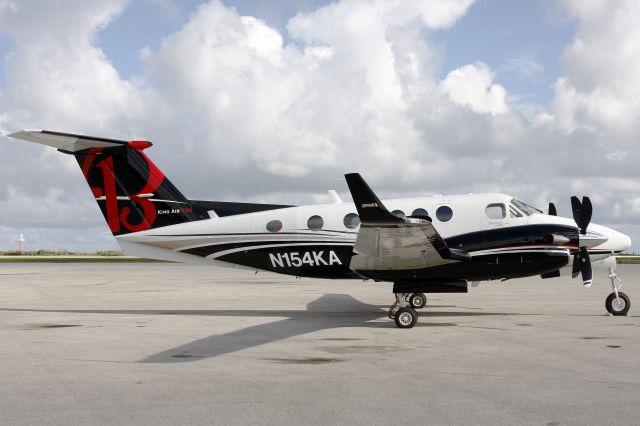 Beechcraft Super King Air 200 (N154KA)