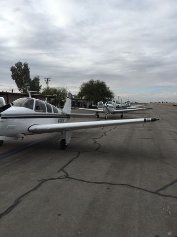 Beechcraft Bonanza (33) (N599DS)