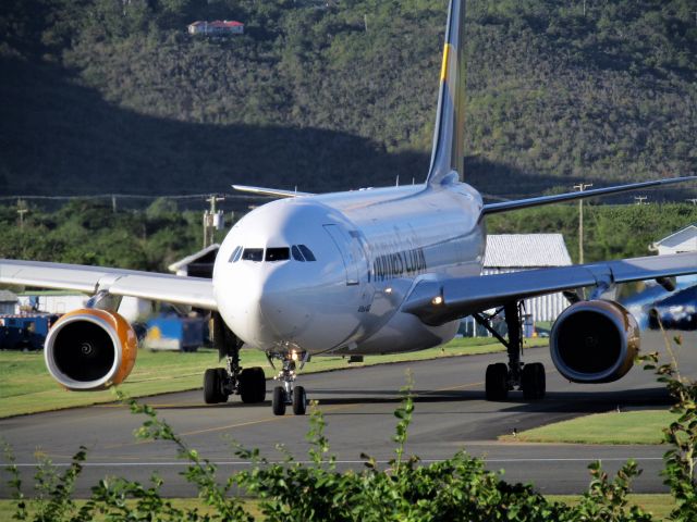 Airbus A330-200 (G-MLJL)
