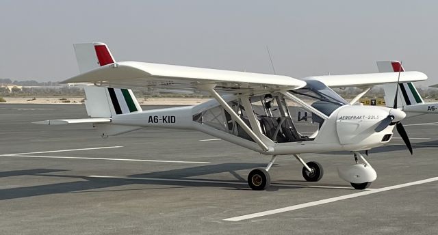 AEROPRAKT A-22 (A6-KID)