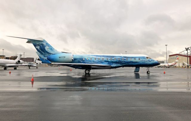 Bombardier Global Express (N117TF)