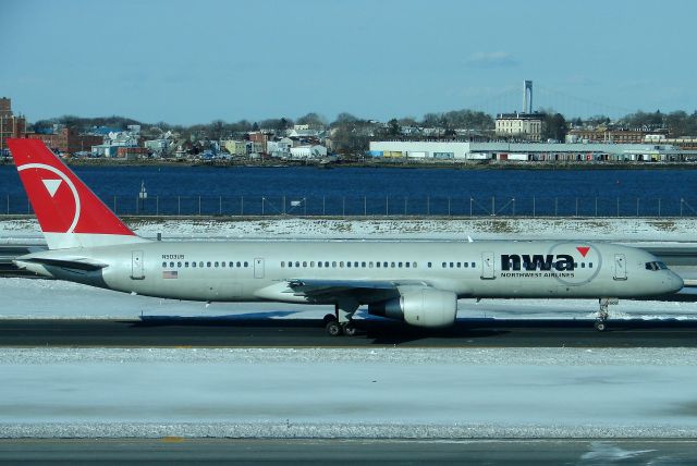 Boeing 757-200 (N503US) - Northwests 3rd Boeing 757-251 N503US taxis to the gate in LGA on a gorgeous morning back on March 18, 2007. This 1985 built Boeing is still in service in 2012 with Delta.