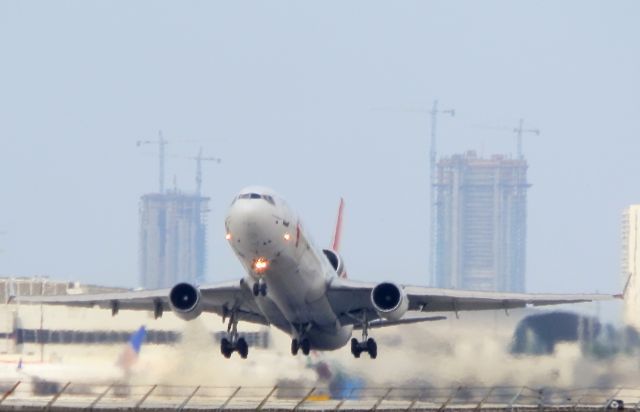 Boeing MD-11 (PH-MCU)