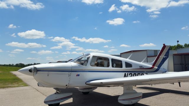 Piper Cherokee (N38505)