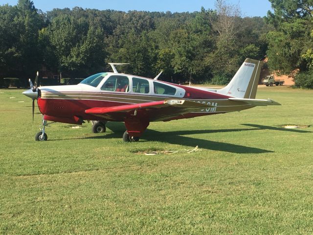 Beechcraft Bonanza (33) (N4956M)